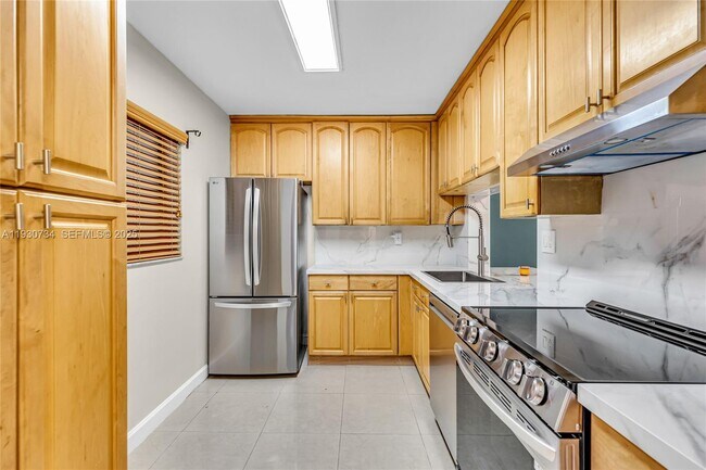 Building Photo - 8400 SW 133rd Avenue Rd