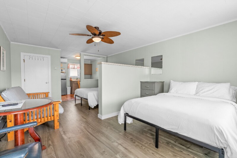 Building Photo - 8 Traynor St