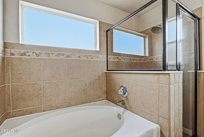 Building Photo - 14124 Honey Point Dr