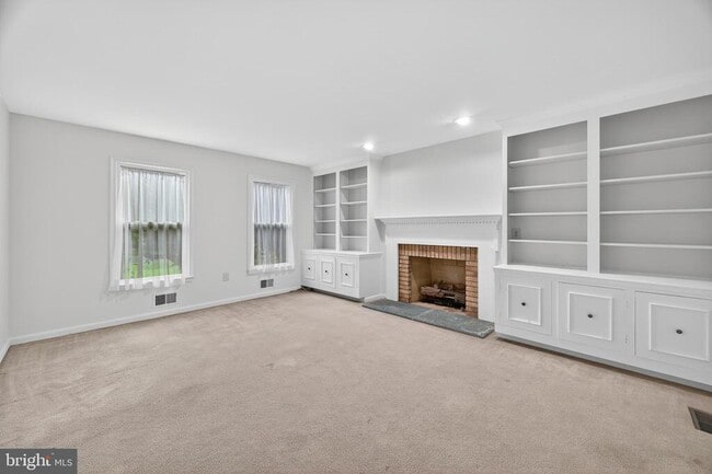 Building Photo - 14917 Brownstone Dr