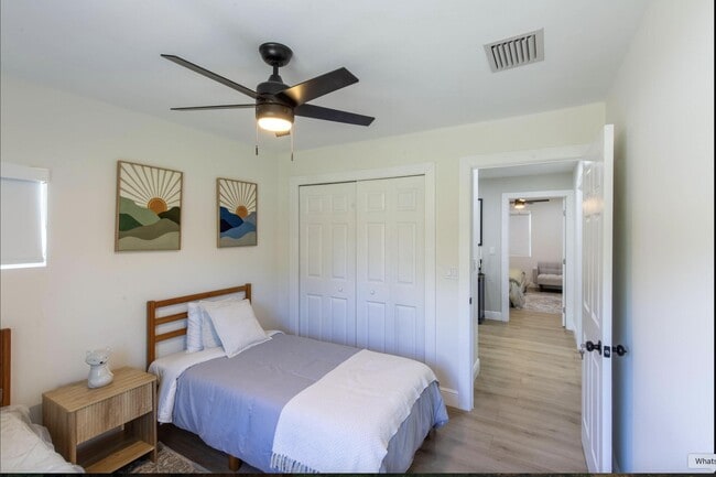 Building Photo - 16932 Aintree Dr W