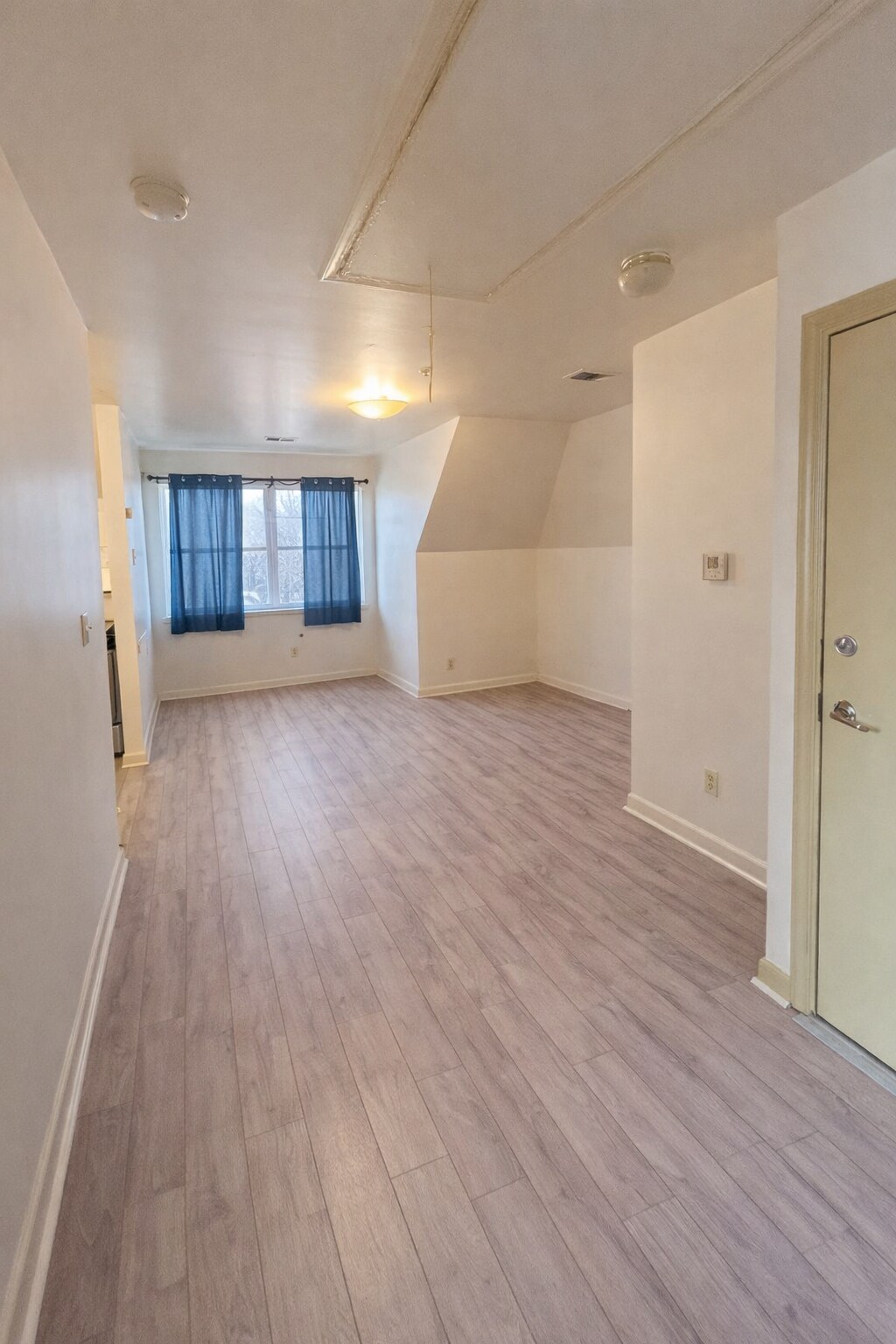 Building Photo - 112 N Fairmount St