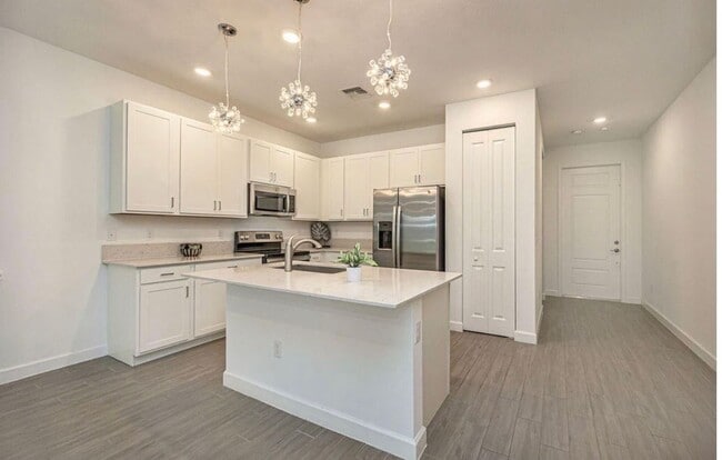 Building Photo - 14533 Wiley Range Rd