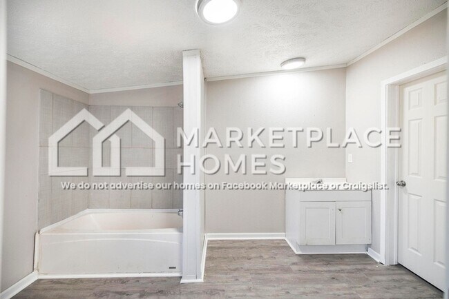 Building Photo - 55 Misty Ln