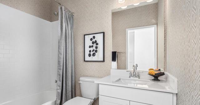 Building Photo - 42409 Lamporo Wy