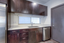 Building Photo - 1428 S Quincy Ave