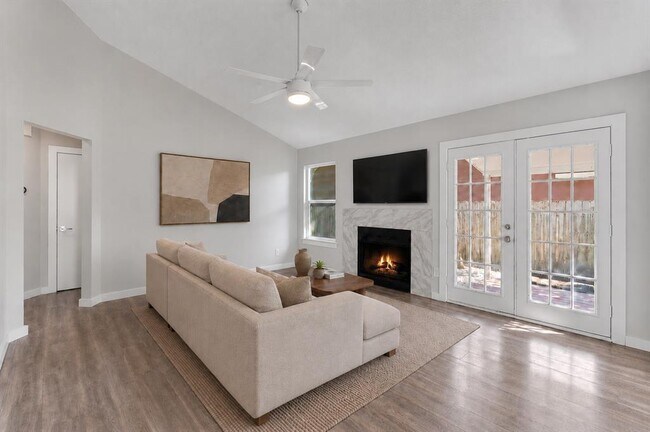 Building Photo - 12321 Emery Oaks Rd