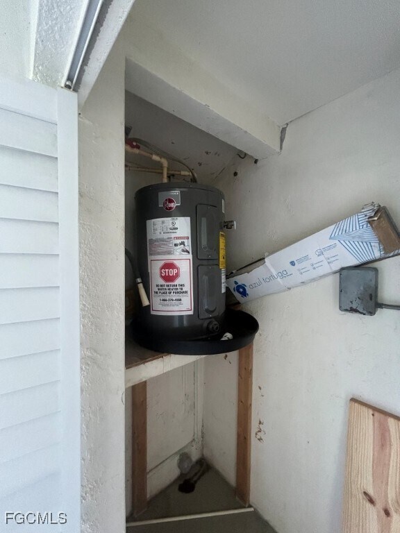 Building Photo - 4527-4529 Skyline Blvd