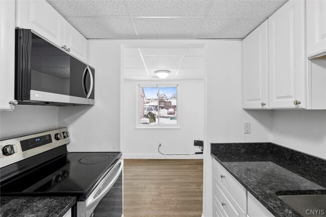 Building Photo - 3754 Helios Ct