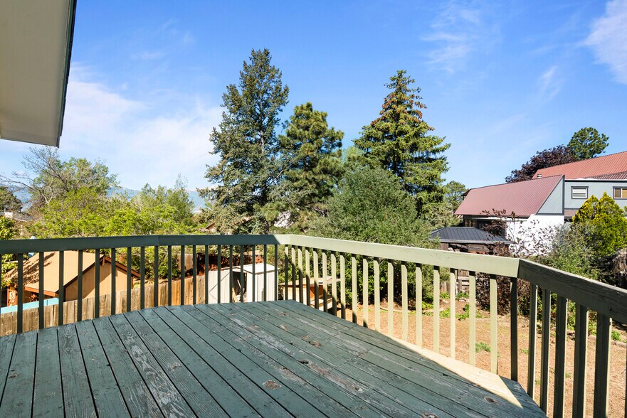 Building Photo - 5916 Wolf Creek Pl