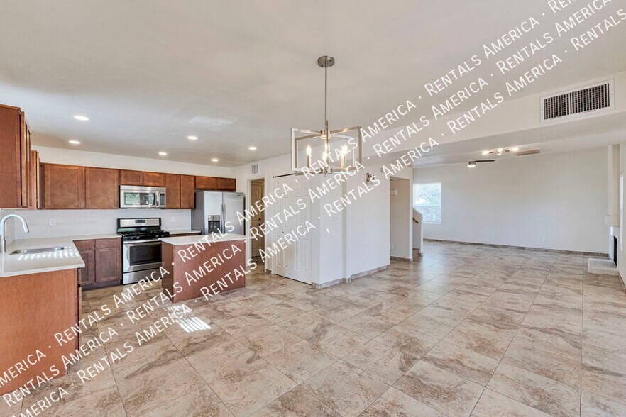 Building Photo - 3460 W Sky Ridge Loop