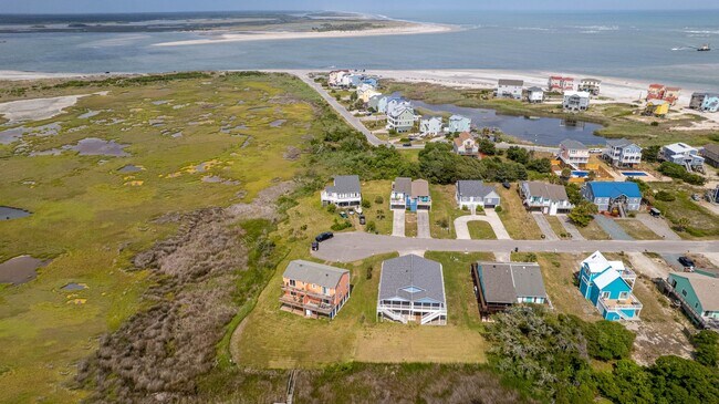 Building Photo - PLAN AND SECURE YOUR WINTER GETAWAY NOW, W...