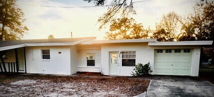 Building Photo - 306 Crystal Beach Ave
