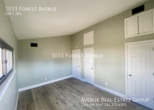 Building Photo - Charming 2-Bedroom Retreat on Forest Avenu...