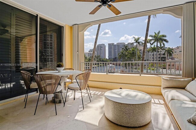 Building Photo - 725 Crandon Blvd