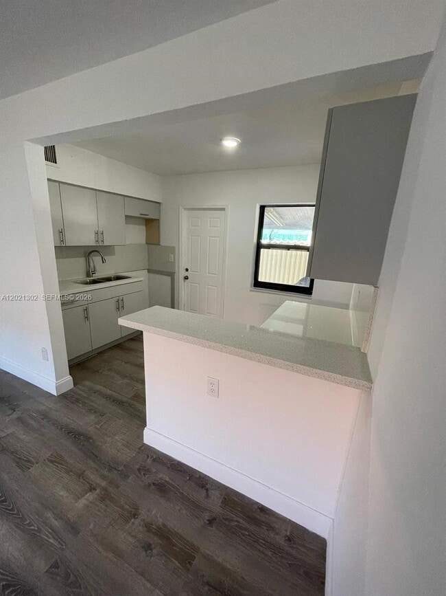 Building Photo - 7360 SW 21st St