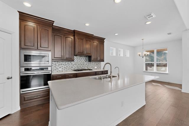 Building Photo - 2249 English Ivy Rd