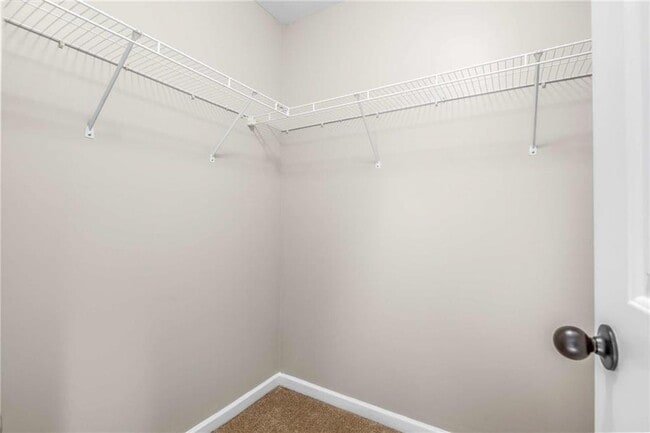 Building Photo - 317 Clover Brook Dr