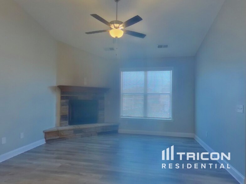 Building Photo - 65 Cane Hill Dr