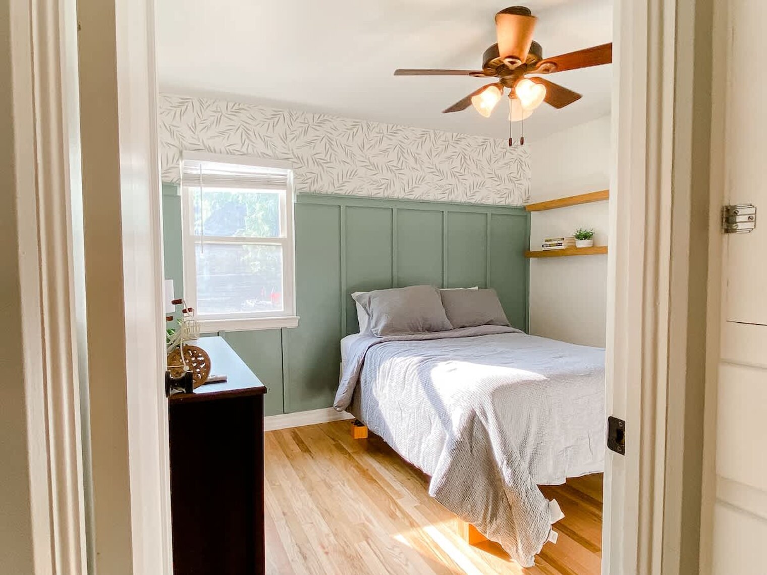 Building Photo - 920 W Lemp St