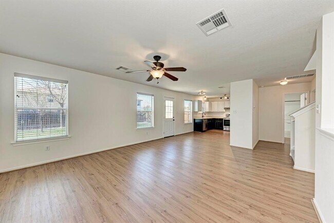 Building Photo - 12740 Bella Pkwy