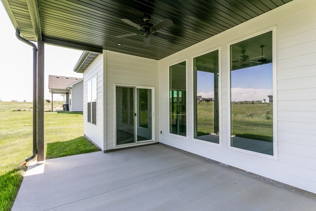 Building Photo - 700 Sagemoor Dr