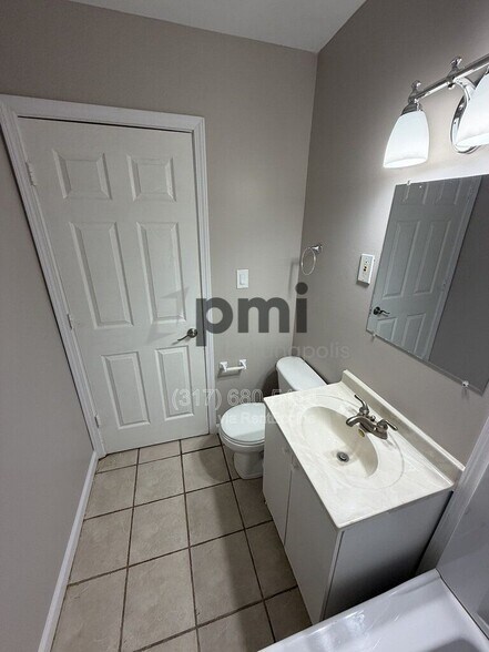 Building Photo - 7387 E 54th St