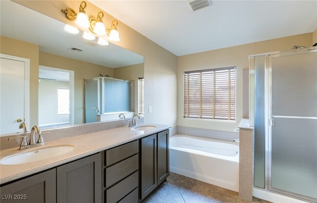 Building Photo - 511 Redruth Dr