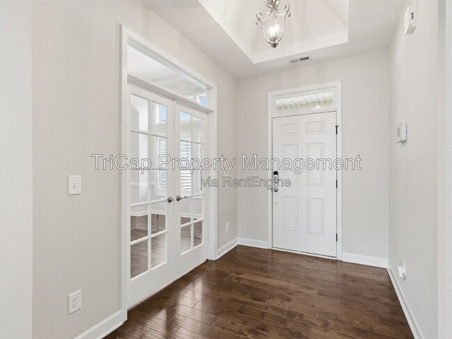Building Photo - 8029 Crookneck Dr
