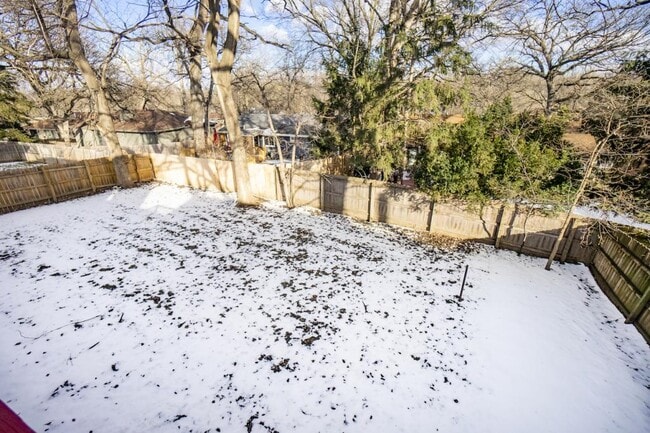 Building Photo - 12713 Ridgeview Cir