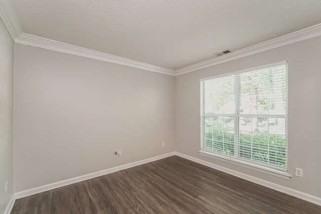 Building Photo - 15009 Arrowgrass Way