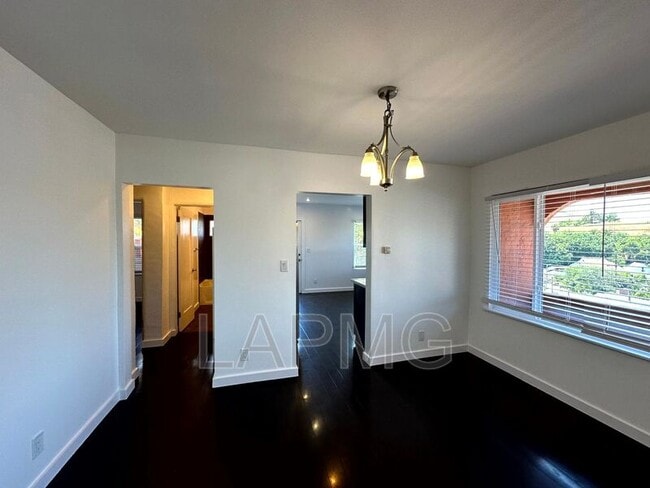 Building Photo - 5036 Ladd Ave