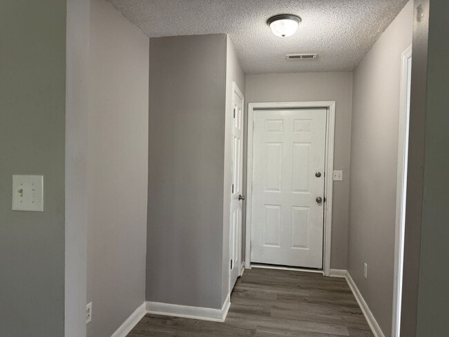 Building Photo - Home in Pembroke