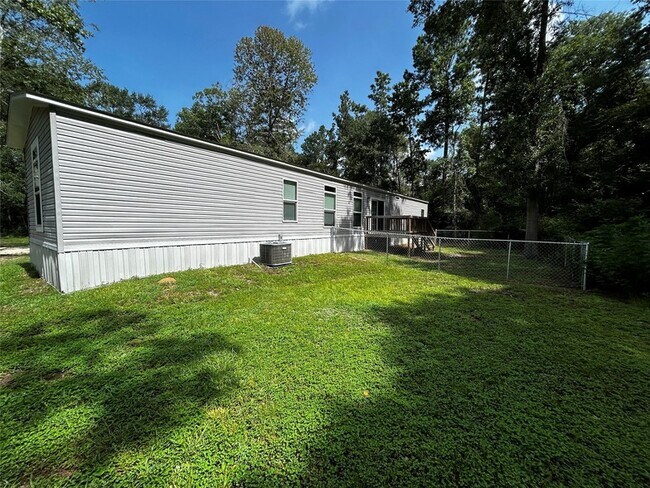 Building Photo - 21191 Security Cemetery Rd