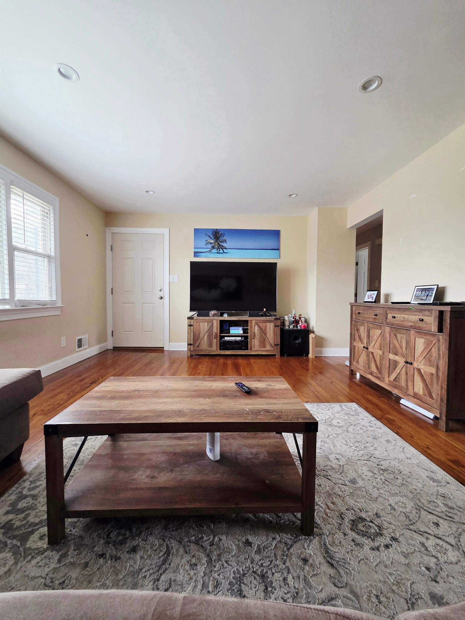 Building Photo - 223 Ray St