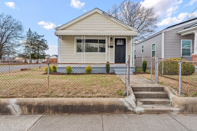 Building Photo - Trek Rentals