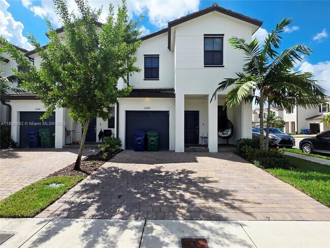 Primary Photo - 13130 SW 232nd Ter