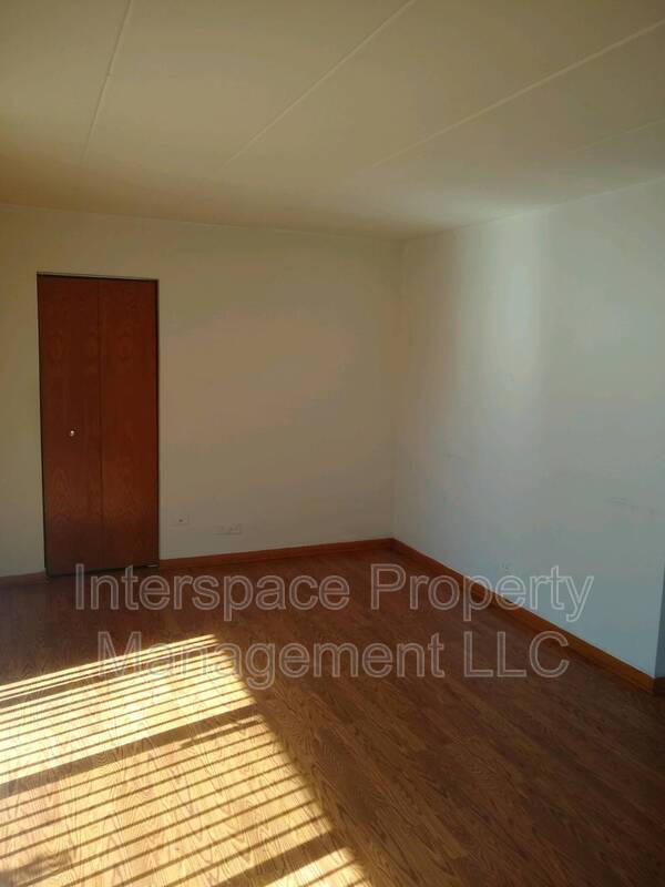 Building Photo - 9957 Cicero - 108