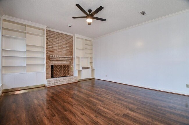Building Photo - 13007 Waldemere Dr