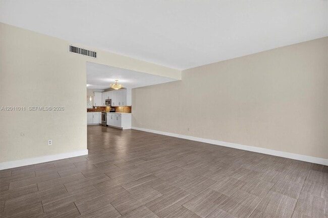 Building Photo - 8855 SW 62nd Terrace