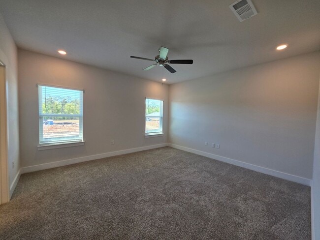Building Photo - 5839 Sargassum Ln