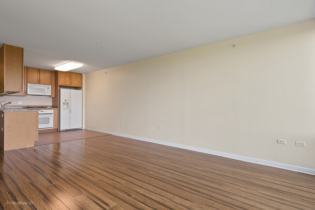 Building Photo - 9655 Woods Dr