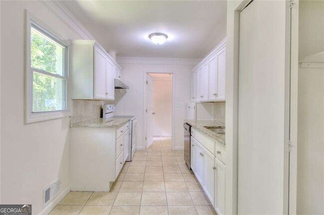 Building Photo - 3946 Green Oak Dr