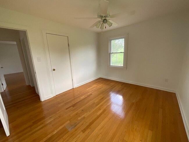 Building Photo - 1256 Arkton Rd