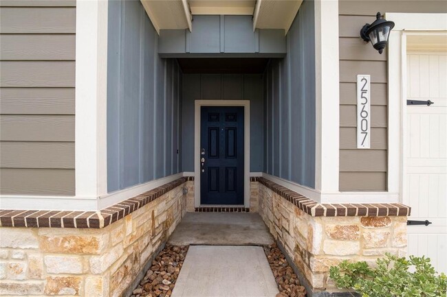 Building Photo - 25607 Northpark Spruce Dr