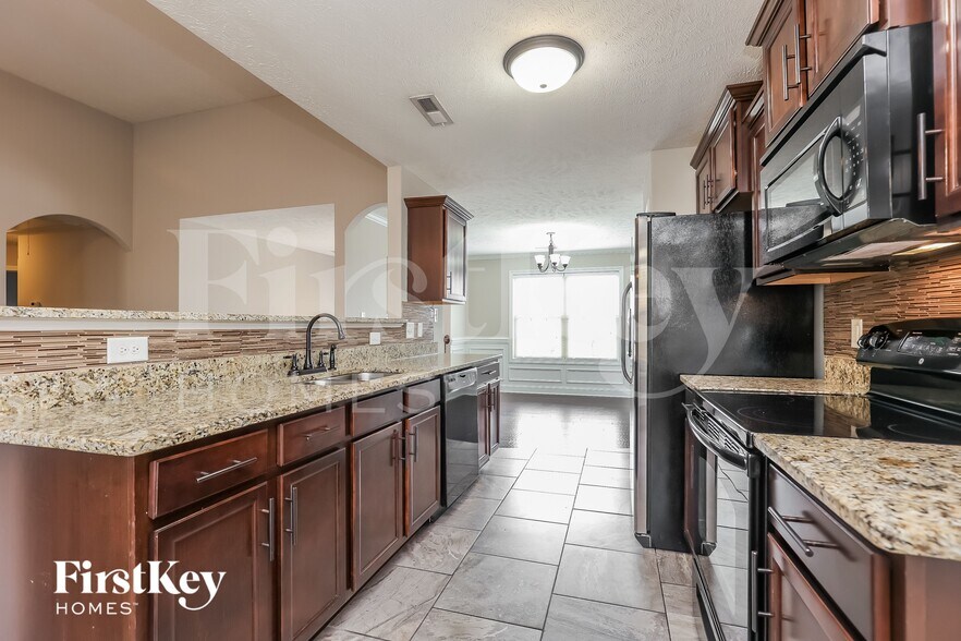 Building Photo - 1129 Stillwood Dr