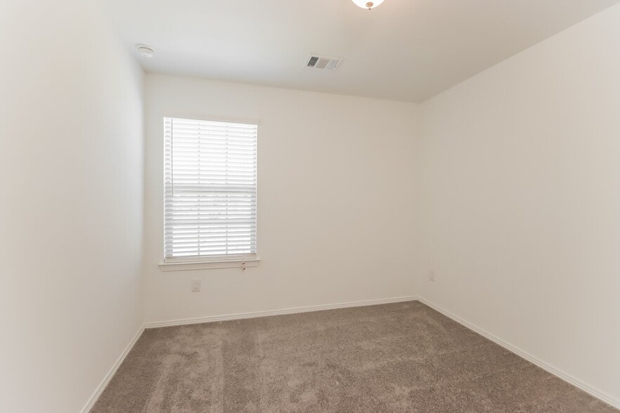 Building Photo - 20975 Endeavor St