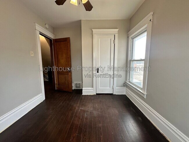 Building Photo - 9 Groveland St