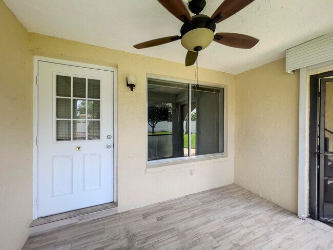 Building Photo - 3624 La Aires Ct