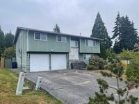 Building Photo - 1017 N Viewmont Dr